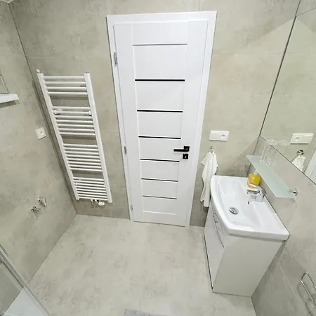 Krasny - 5 V Blizkosti Centra Appartement Bratislava